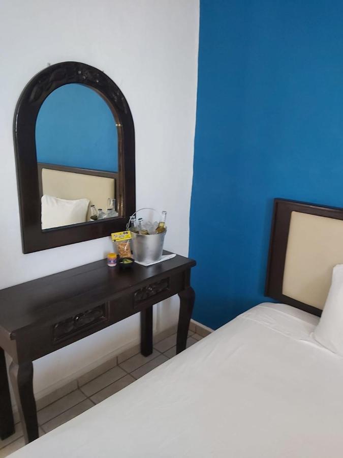 Hotel Blue Пуэрто-Вальярта Экстерьер фото